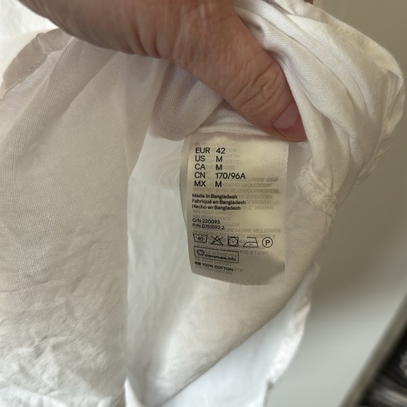 Lightweight Cotton Button down White Boyfriend Shirt - Picture 3 of 4